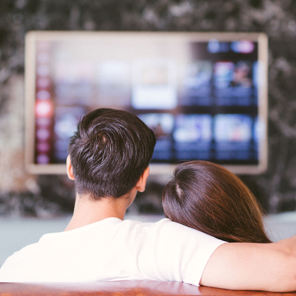 Couple watchiing TV