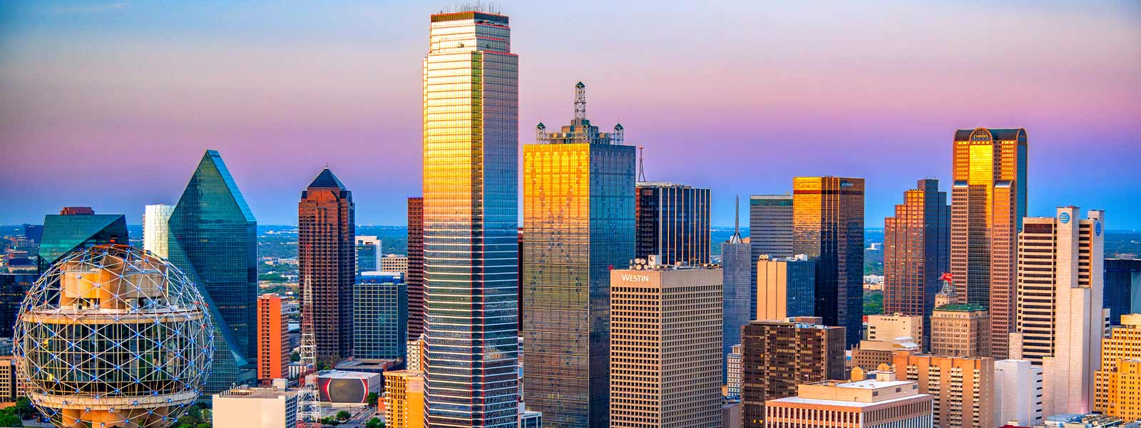 Cityscape view of Dallas, TX