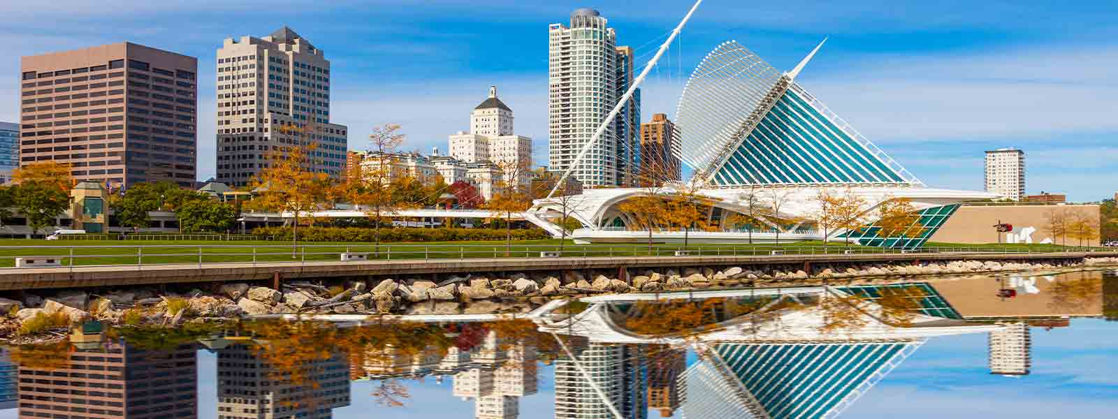 City view of Milwaukee, WI